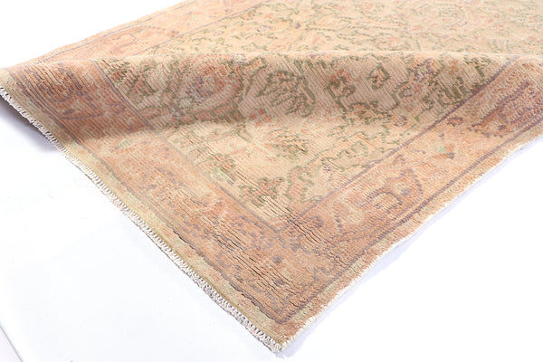 Nepalese (2.6 x 13.9)ft
