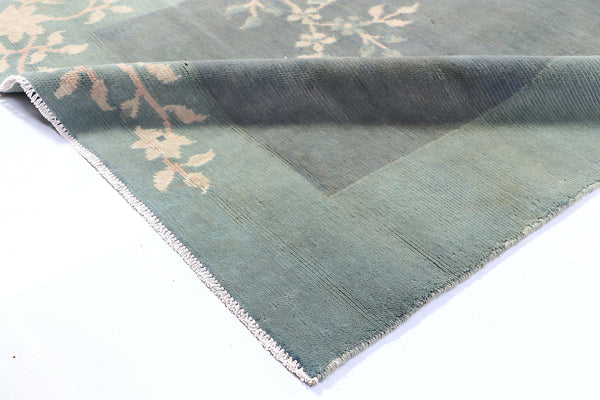 Classical Chinese (2.6 x 13.8)ft