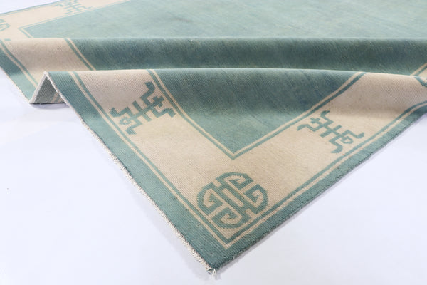 Classical Chinese (5.6 x 8.5)ft