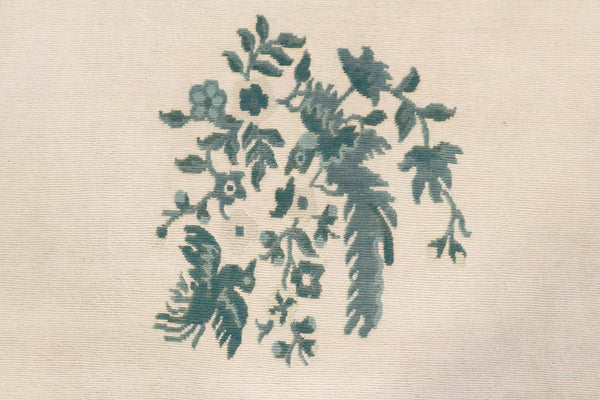 Classical Chinese (5.6 x 8.6)ft