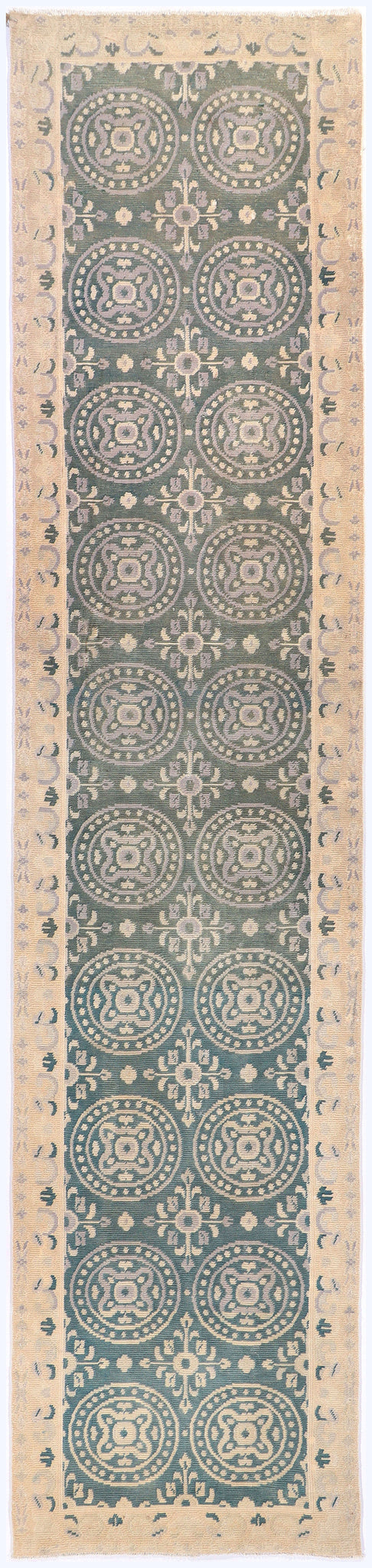 Nepalese (2.8 x 11.6)ft