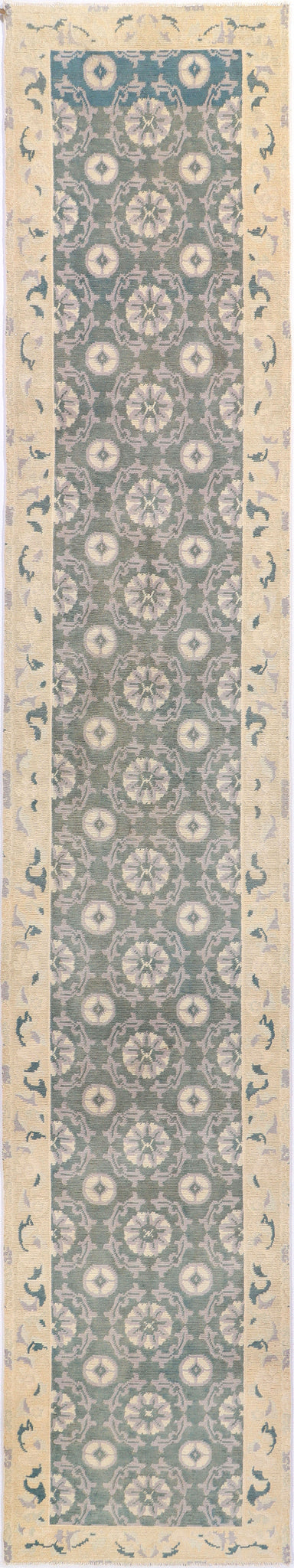 Nepalese (2.6 x 13.4)ft