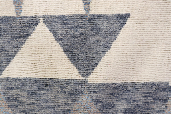 Moroccan Rug (10.1 x 14.10)ft