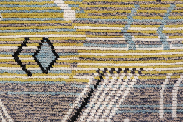 Moroccan Rug (7.9 x 10.5)ft
