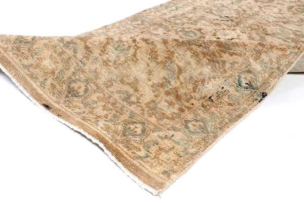 Tabriz (2.6 x 10.3)ft