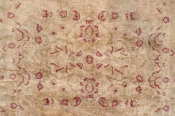 Tabriz (2.6 x 10.2)ft