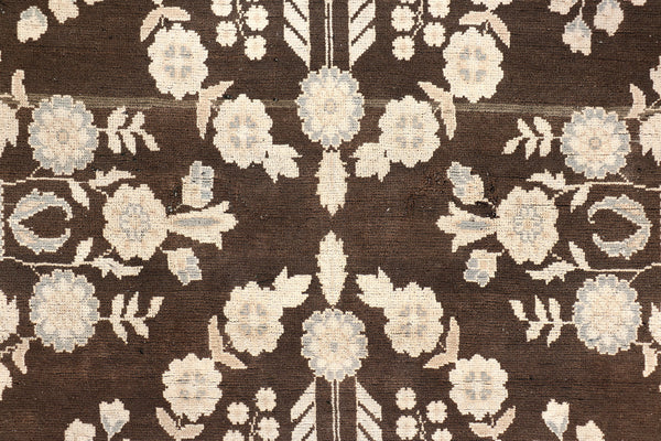 Uzbek Rug (5.7 x 9.1)ft