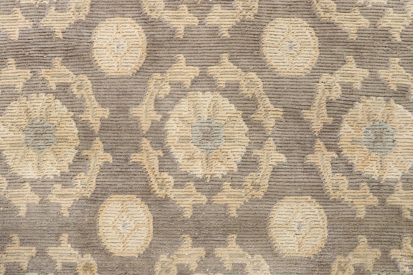 Nepalese (5.7 x 8.6)ft
