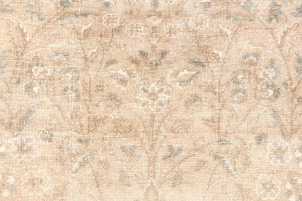 Tabriz (6.1 x 8.11)ft