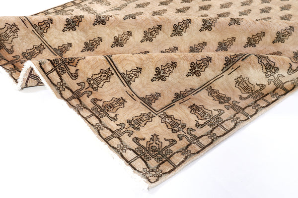 Uzbek Rug (3.11 x 5.8)ft