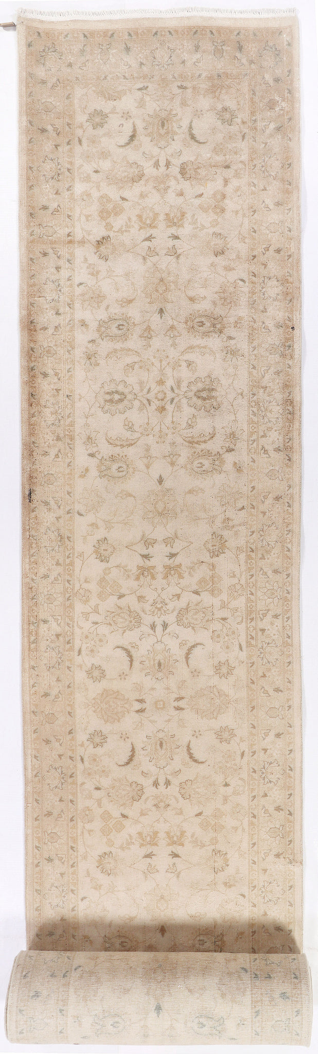 Tabriz (2.8 x 25.10)ft