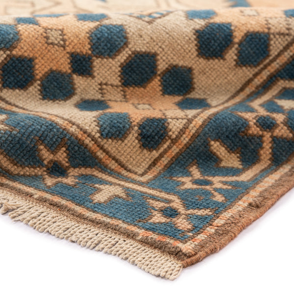 Turkish Gabbeh (5.8 x 8.2)ft