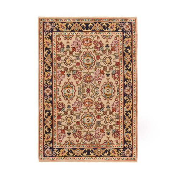Sharkoy Kilim (5.5 x 7.9)ft