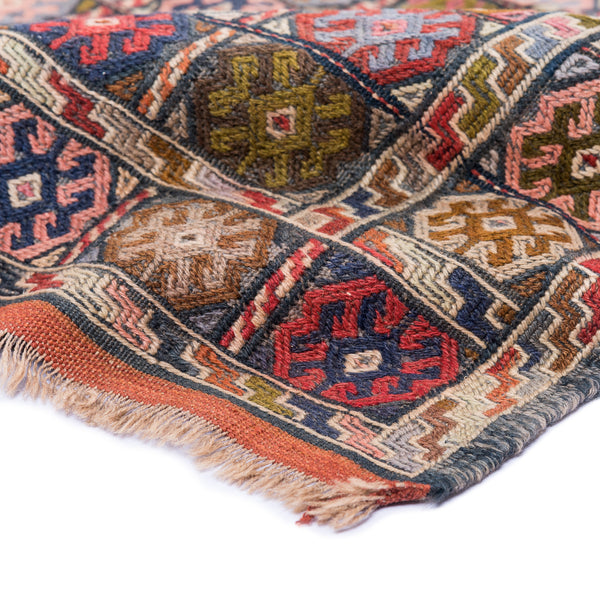 Soumak Kilim (3.3 x 6.1)ft