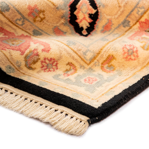 Sultanabad Rug (3.4 x 5.6)ft