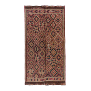 Golbarjasta Kilim (5.5 x 11.1)ft