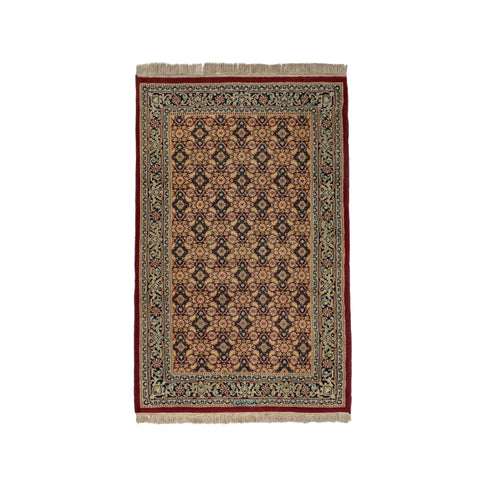 Sultanabad Rug (3.6 x 5.7)ft